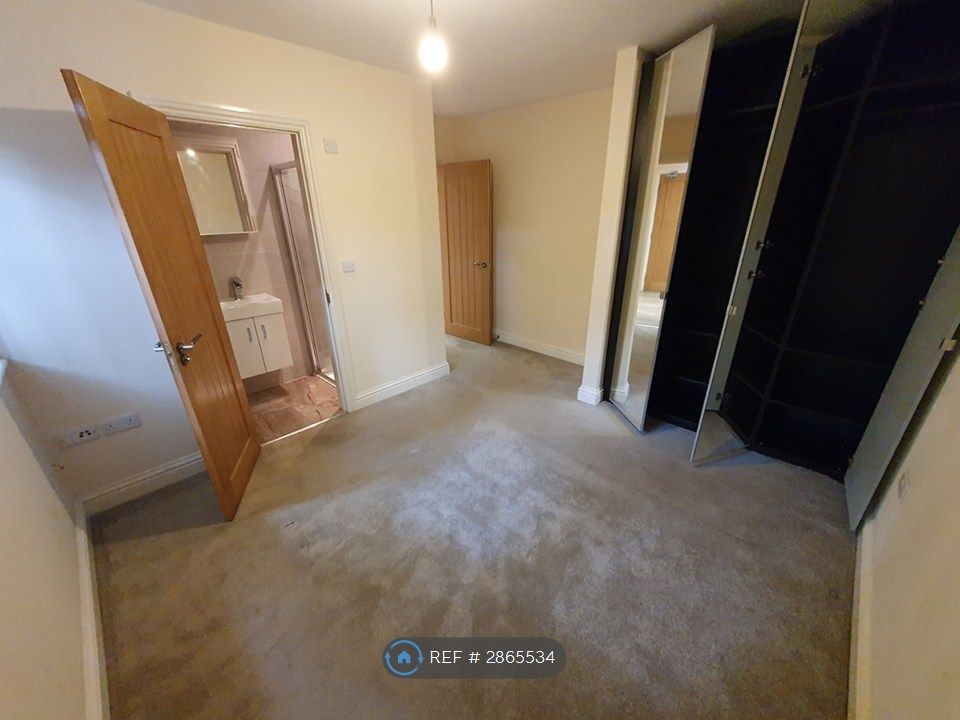 Property photo 2 of 4