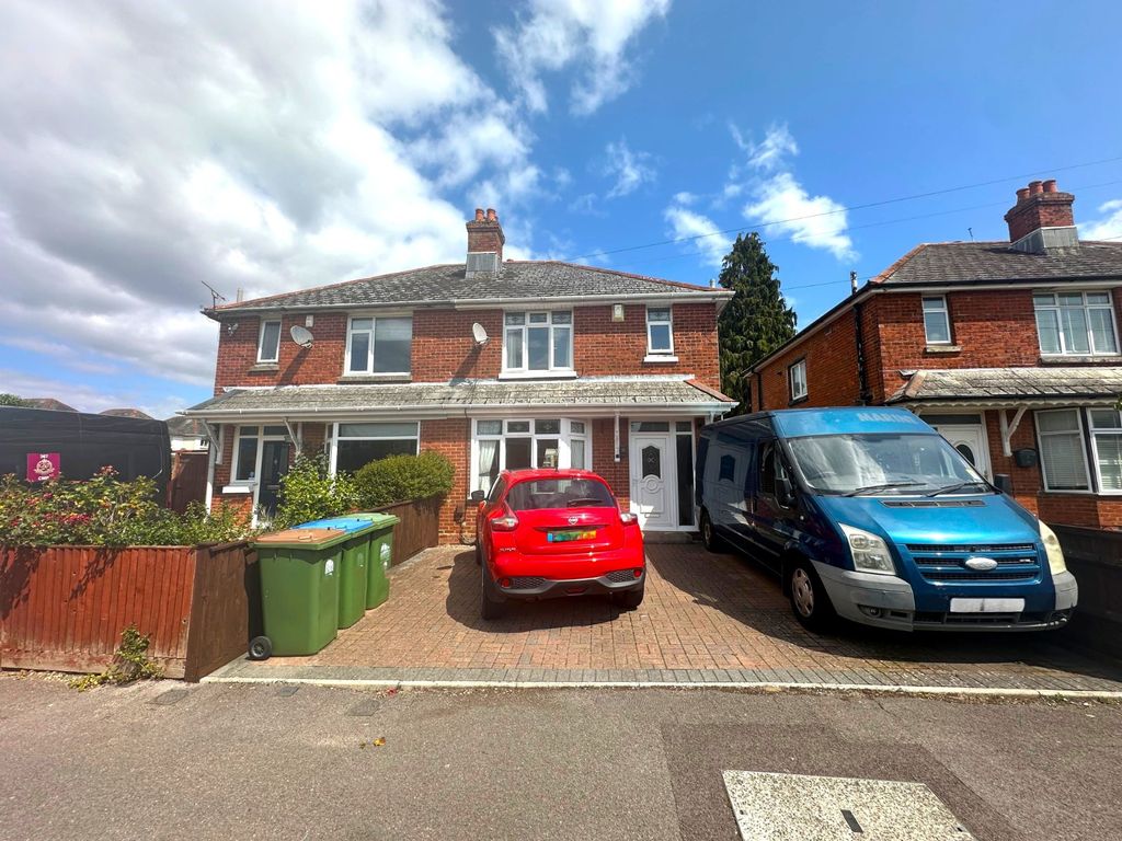 Property photo 1 of 13 Picture No. 07