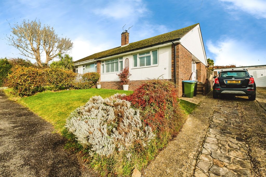 Property photo 1 of 21