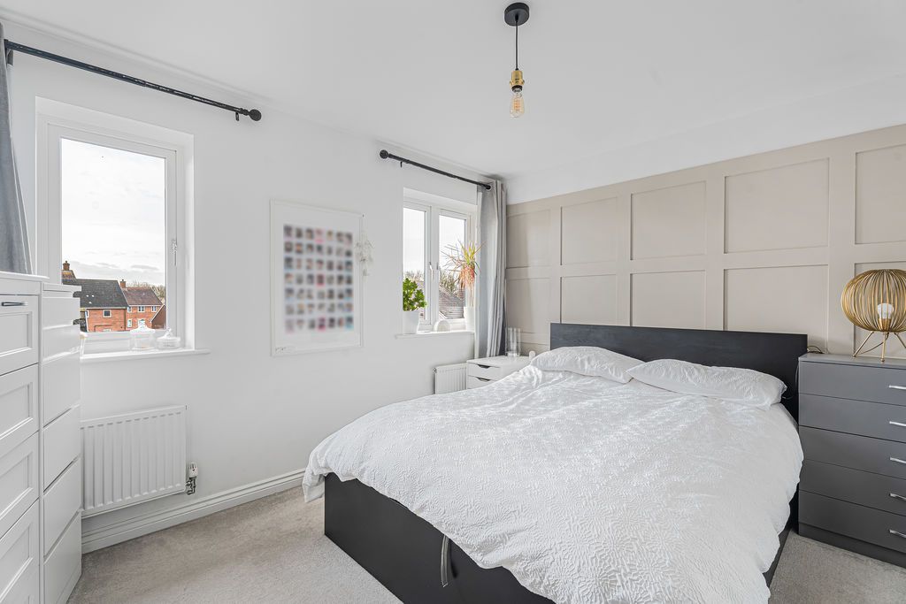 Property photo 3 of 13 Bedroom 1