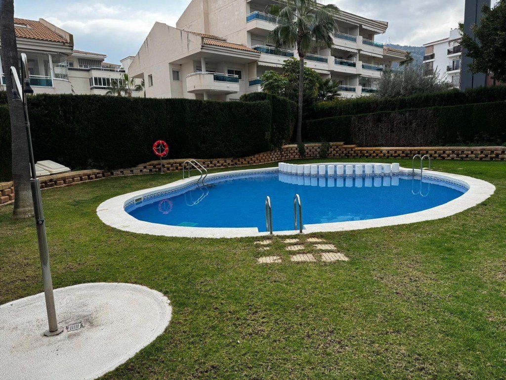 Property photo 1 of 30