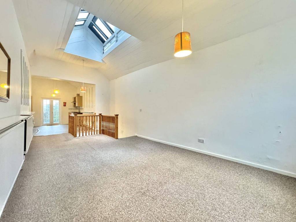 Property photo 2 of 13 Not Specified