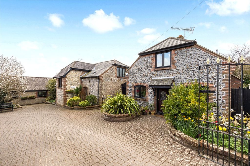 Property photo 1 of 20 Picture No. 01