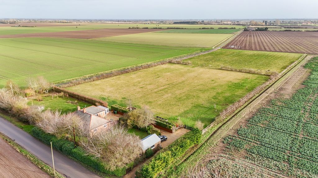 Property photo 2 of 42 4289741