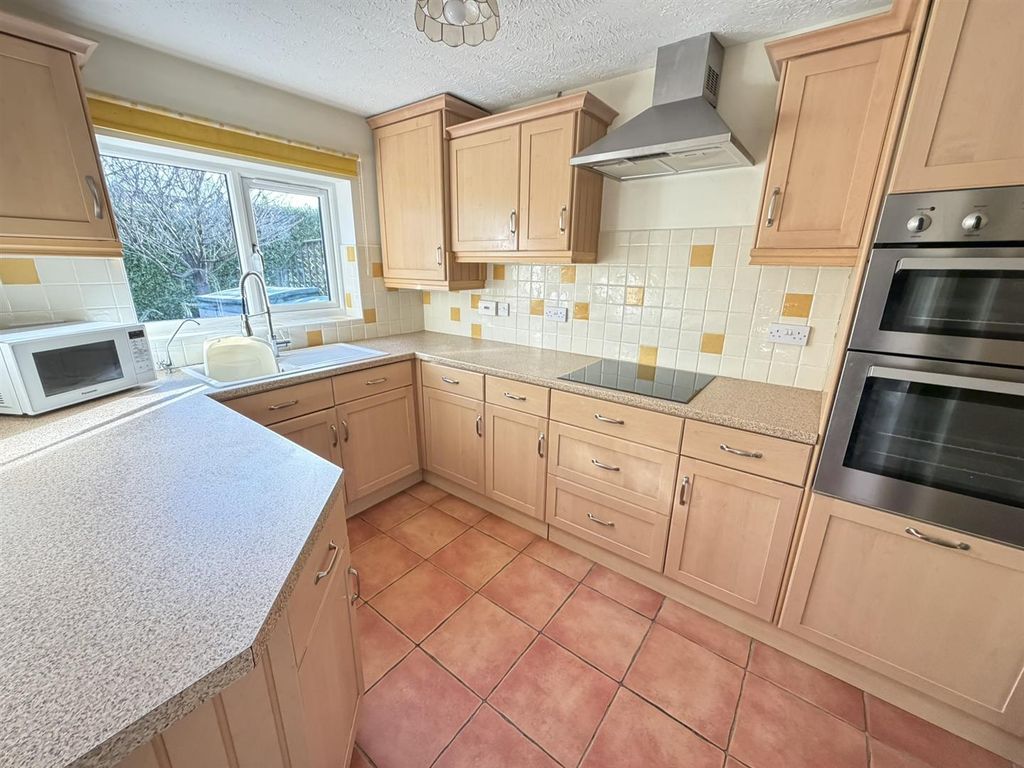 Property photo 3 of 10 Img_1651.Jpeg