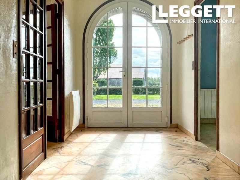 Property photo 2 of 10