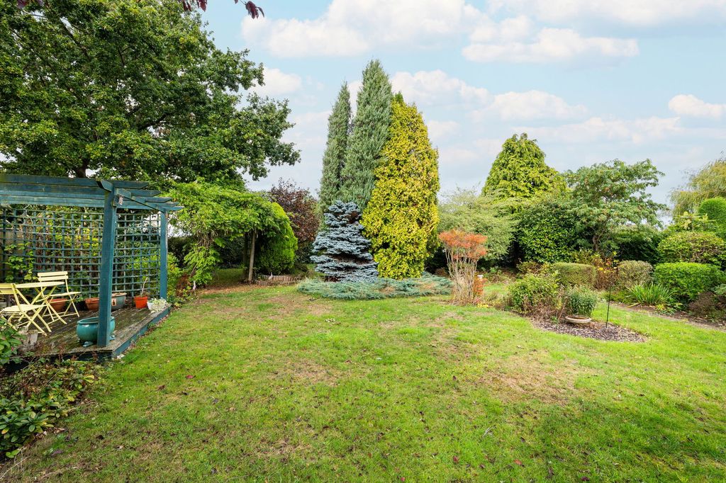 Property photo 3 of 22