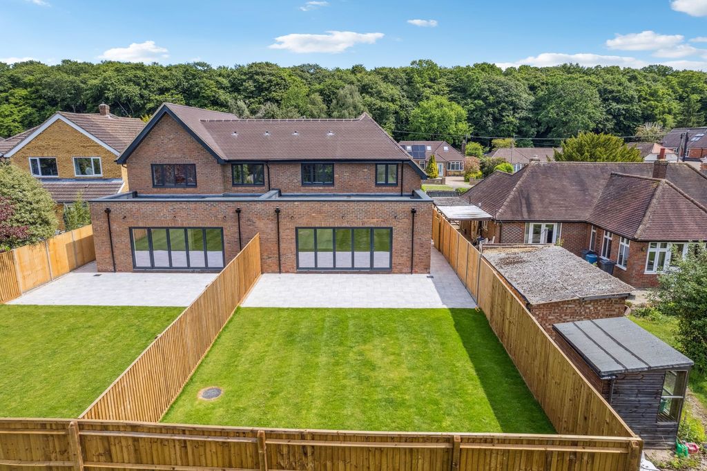 Property photo 2 of 9 Photo 2