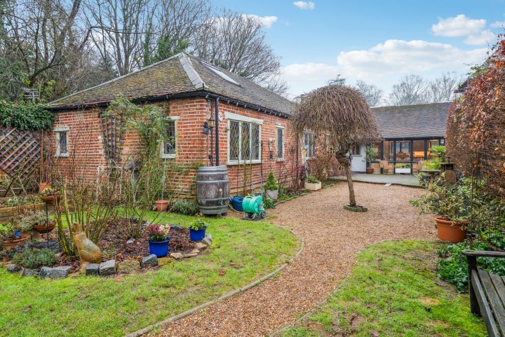 Property photo 1 of 26