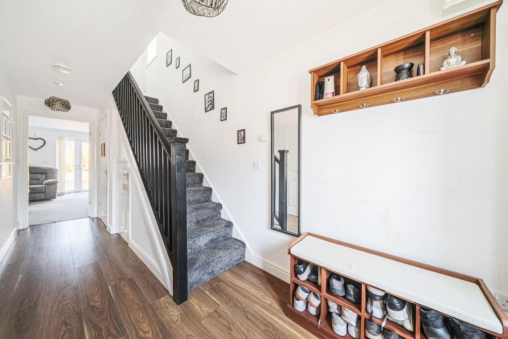 Property photo 2 of 20 14-6A75Bc3c72856-1500946-19Fdbdce6225d-14-14.Jpg