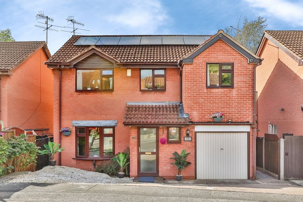 Property photo 1 of 21