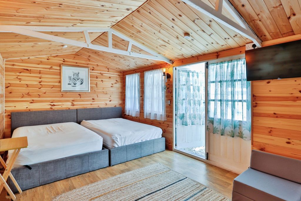 Property photo 3 of 23 Img_8896