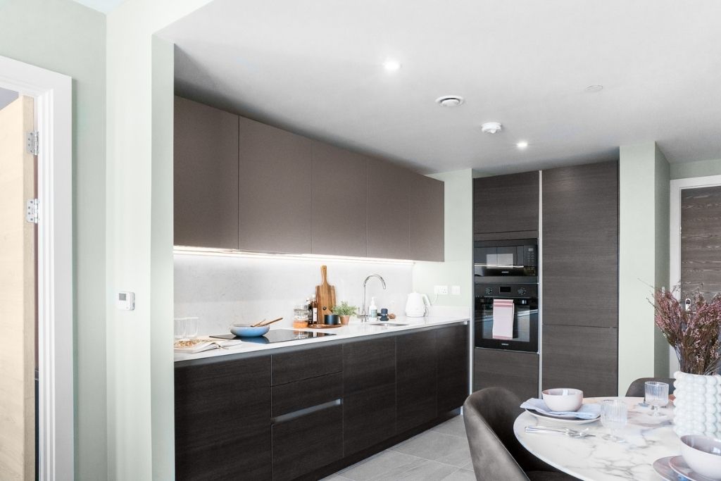 Property photo 3 of 25 16