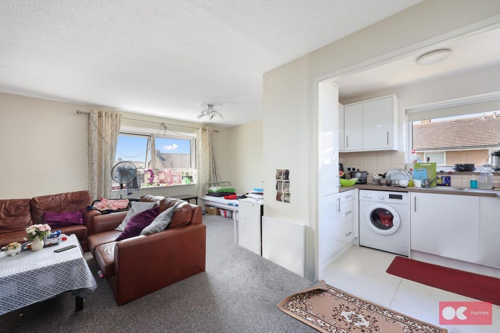 Property photo 2 of 11 Levi5499.Jpg