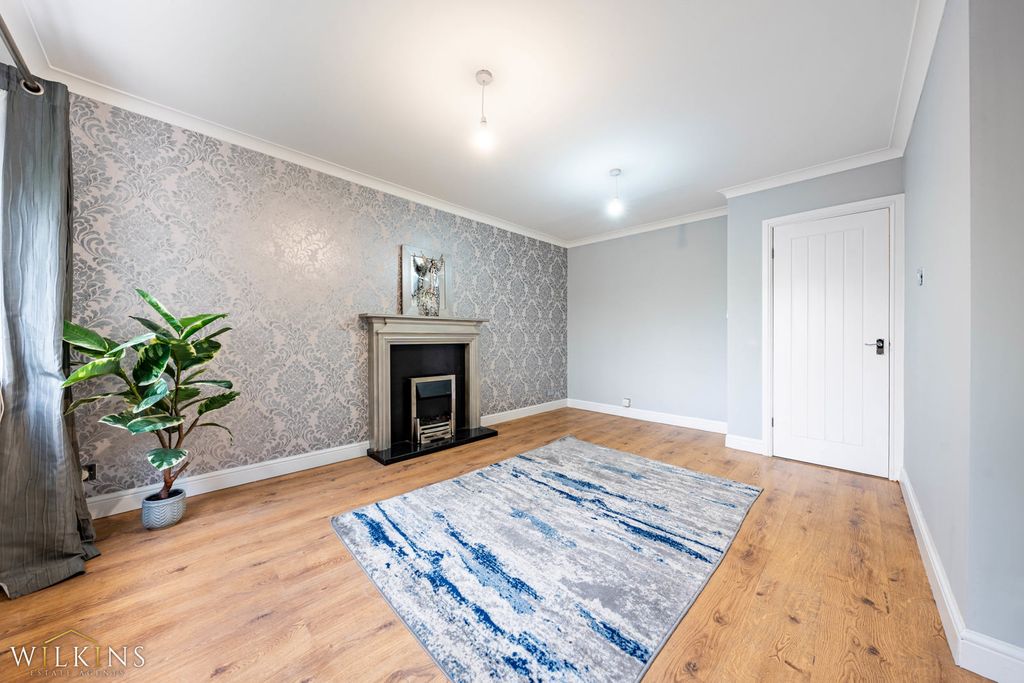 Property photo 2 of 24 Photograph