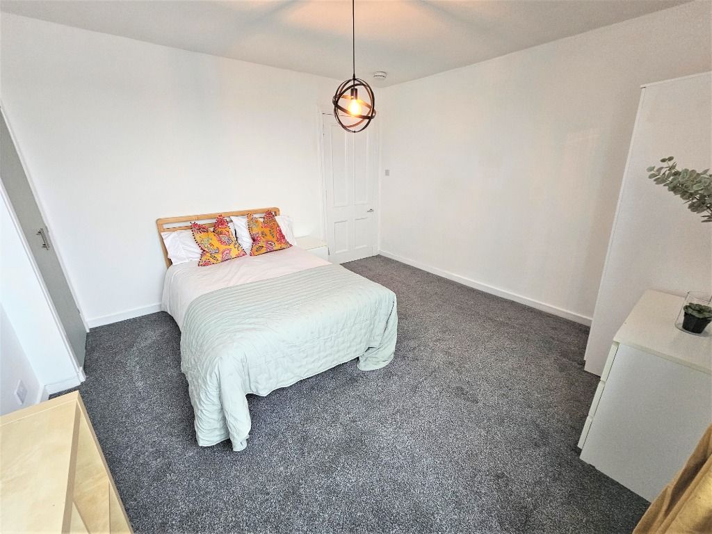 Property photo 2 of 7 Photo 2