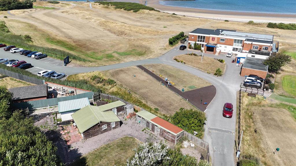 Property photo 2 of 5 Dji_Fly_20260811_122226_0277_1786614295719_Photo.J