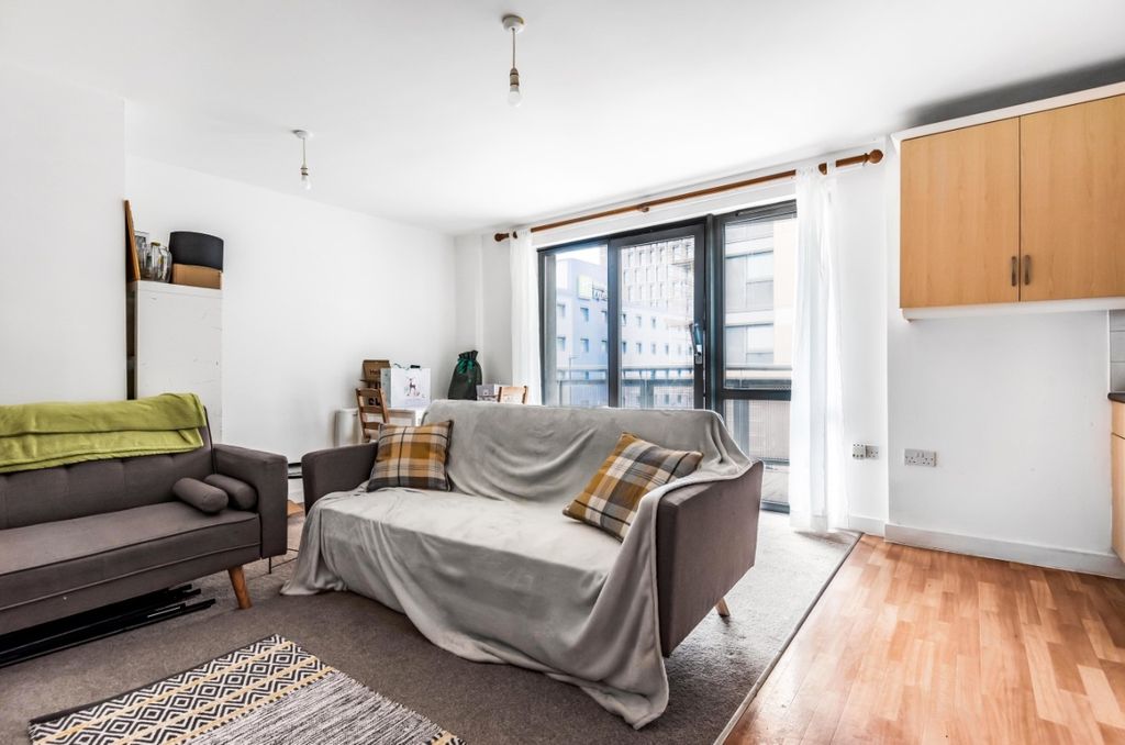 Property photo 2 of 8 791549 (2)