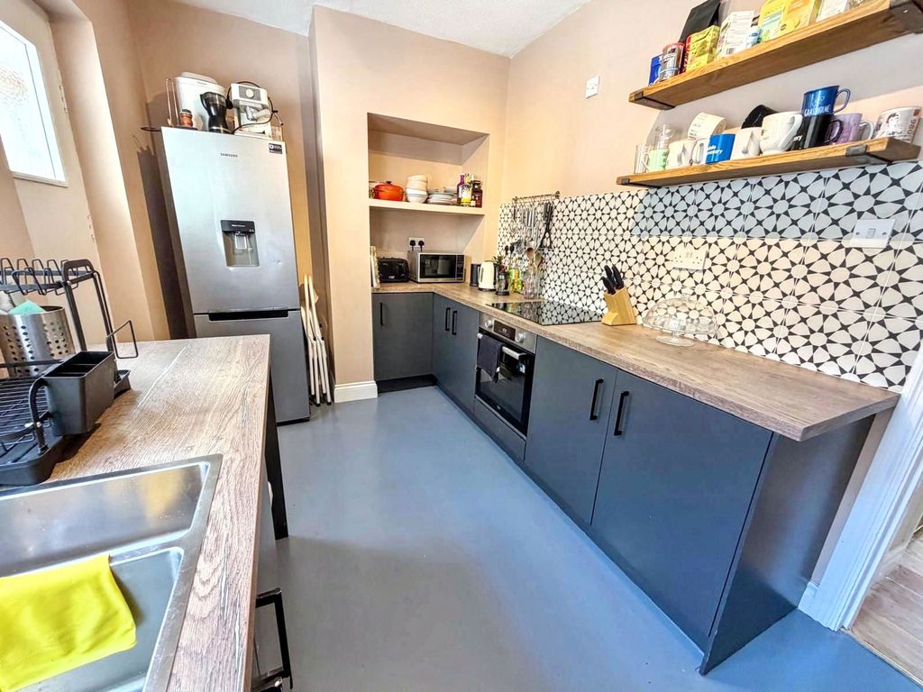 Additional image 9 of 2 bed flat for saleOsborne Gardens, North Shields NE29