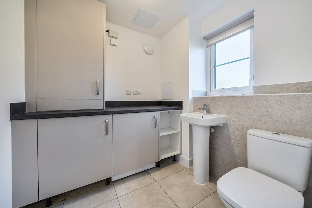 Property photo 2 of 19 Front