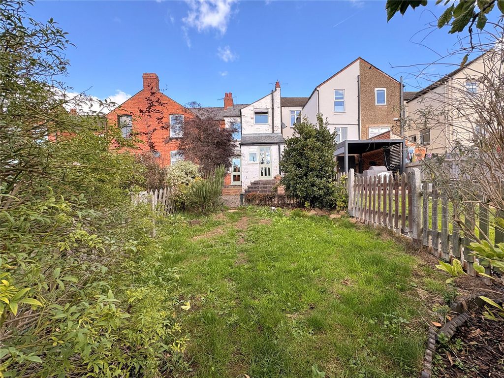 Property photo 2 of 25 Picture No. 06