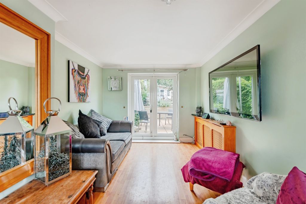 Property photo 3 of 14