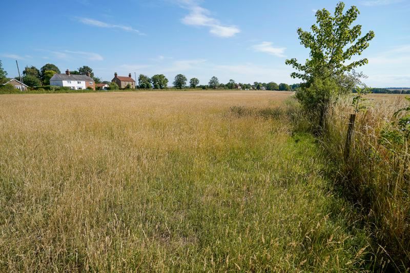 Property photo 2 of 5 View 1