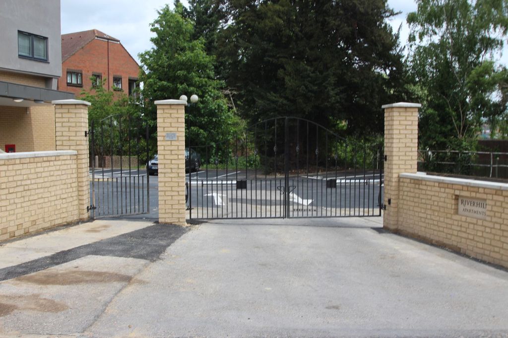 Property photo 2 of 7