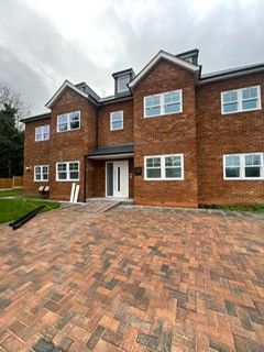 Property photo 1 of 4