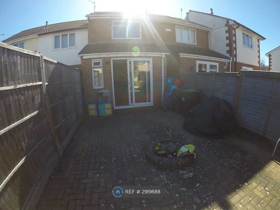 Property photo 3 of 4