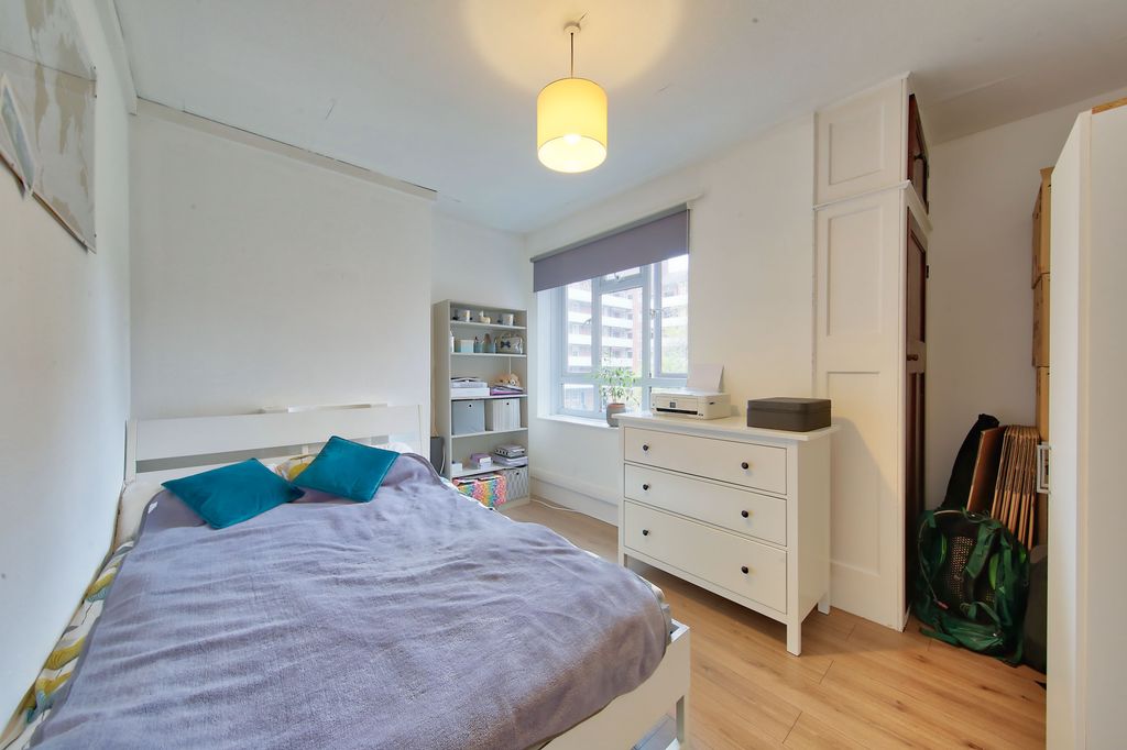 Property photo 3 of 5