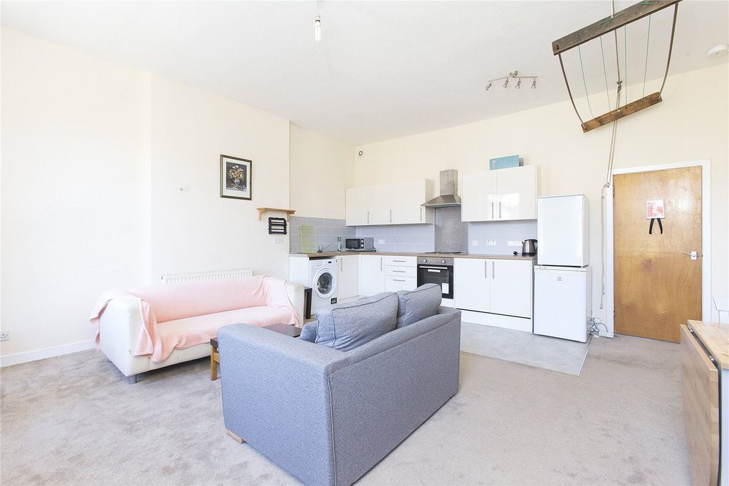 Property photo 3 of 16 Photo 3