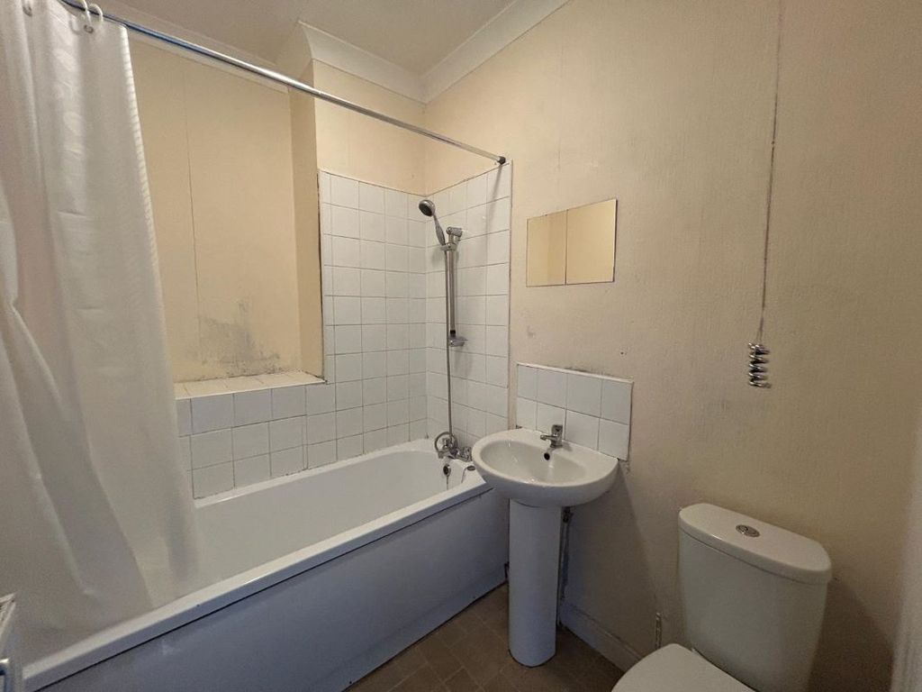 Property photo 3 of 10 Image 3