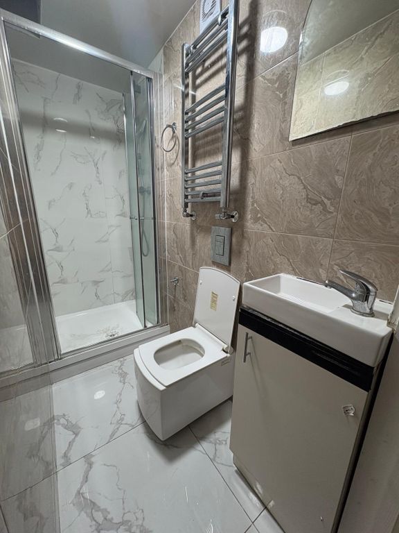 Property photo 2 of 7 Whatsapp Image 2025-12-15 At 2.26.53 Pm (5)