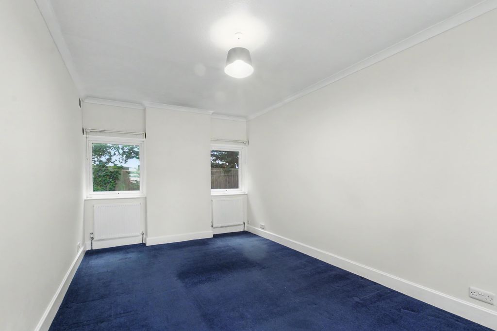 Property photo 3 of 11 3 Lounge Angle 2.Jpg