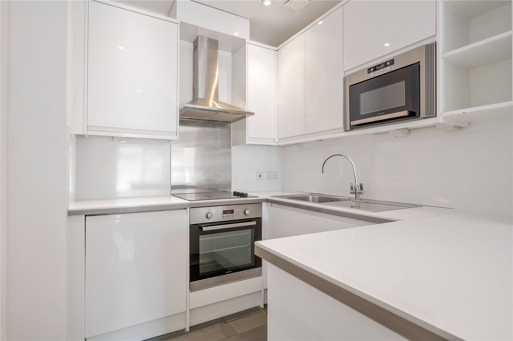 Property photo 3 of 25 Open Plan Kitchen