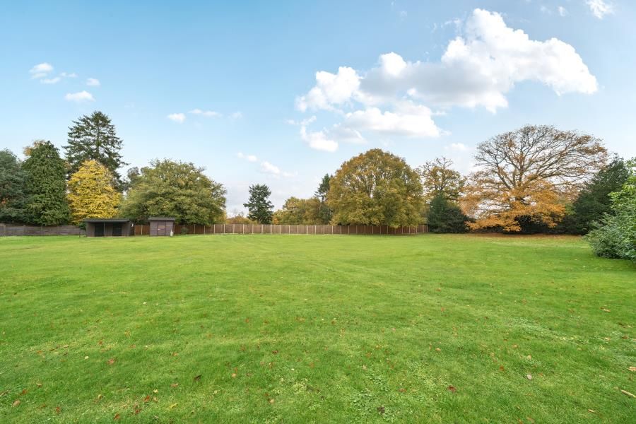 Property photo 3 of 25