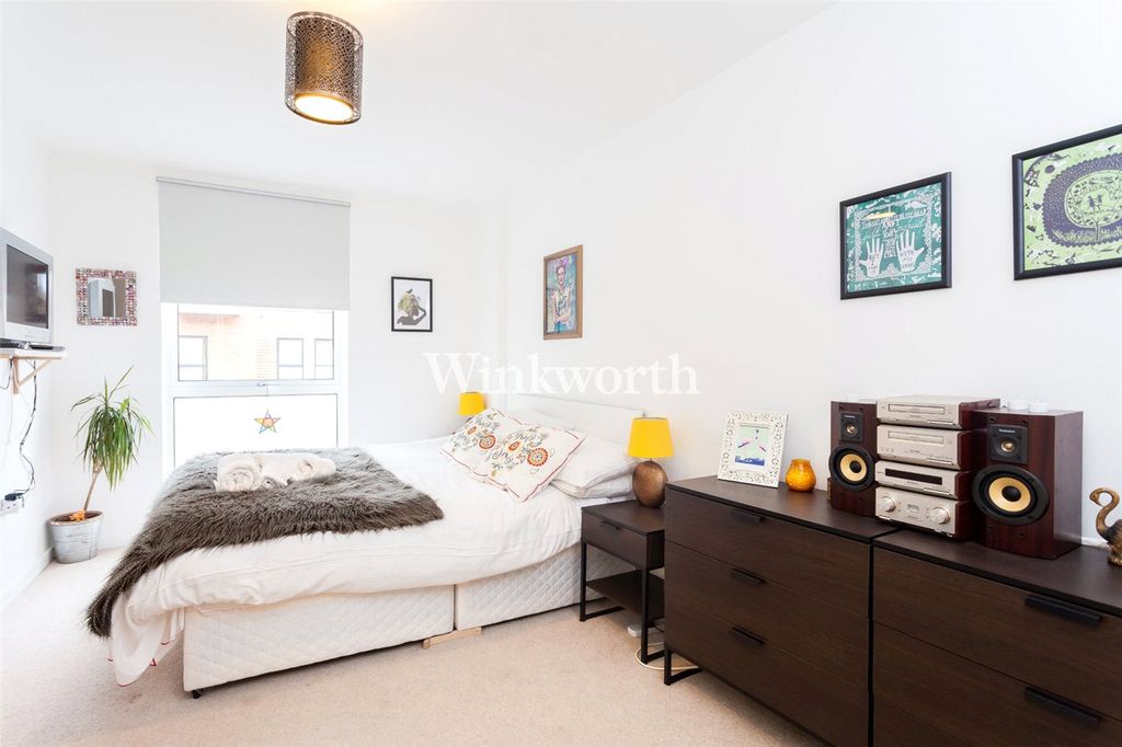 Property photo 2 of 19 Picture No. 01