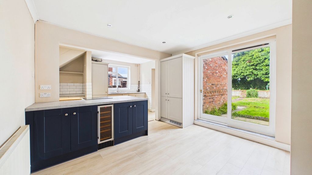 Property photo 2 of 24 73Fa3F4d4d404521Beaa2F565d886E57_100_Cam02351G0-Pr