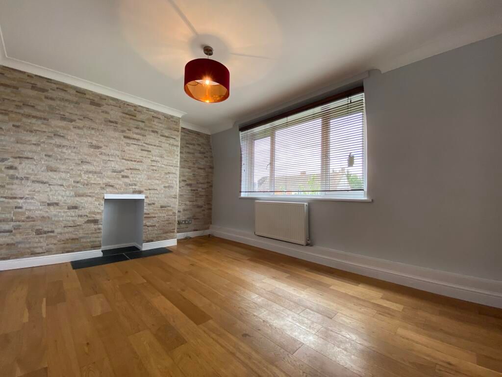 Property photo 3 of 23