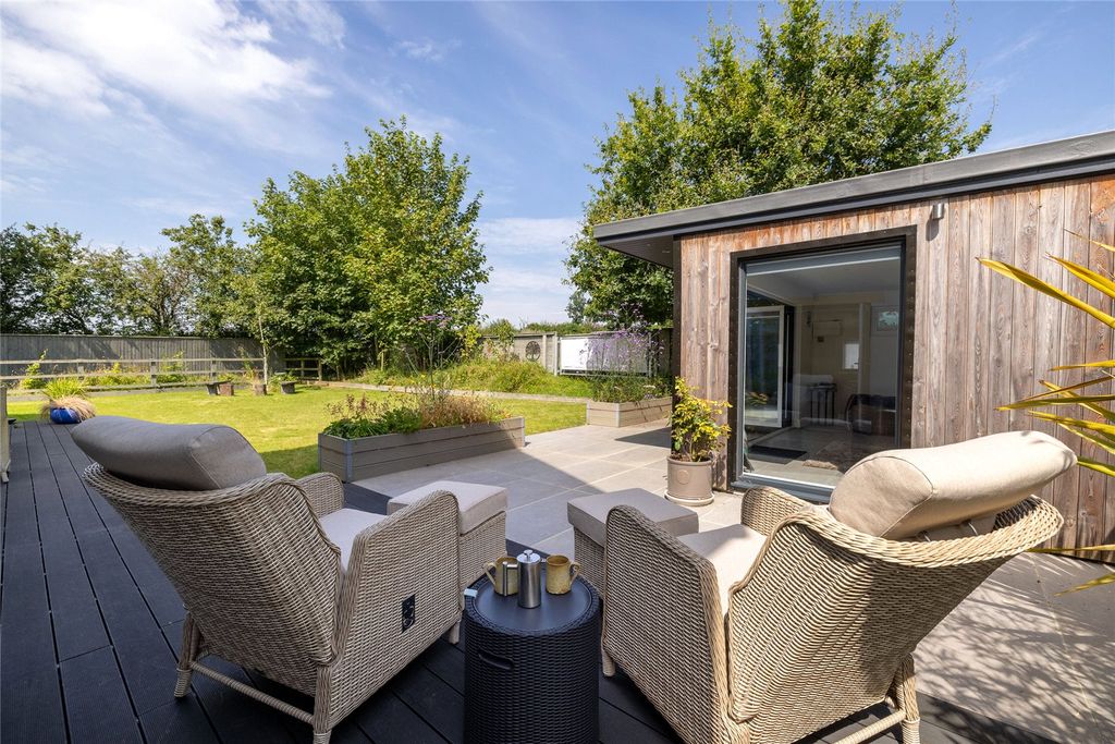 Property photo 2 of 53 Picture No. 53