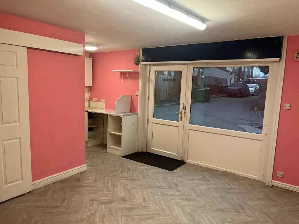 Property photo 3 of 6