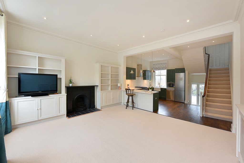 Property photo 3 of 15