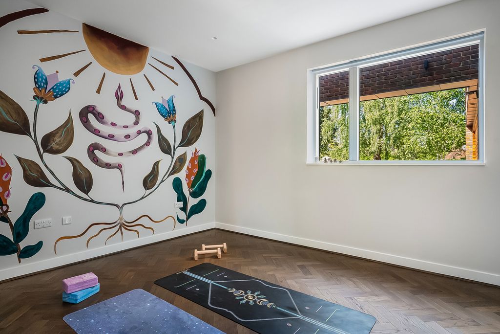 Additional image 17 of 6 bed detached house for saleHeath Road, Petersfield, Hampshire GU31
