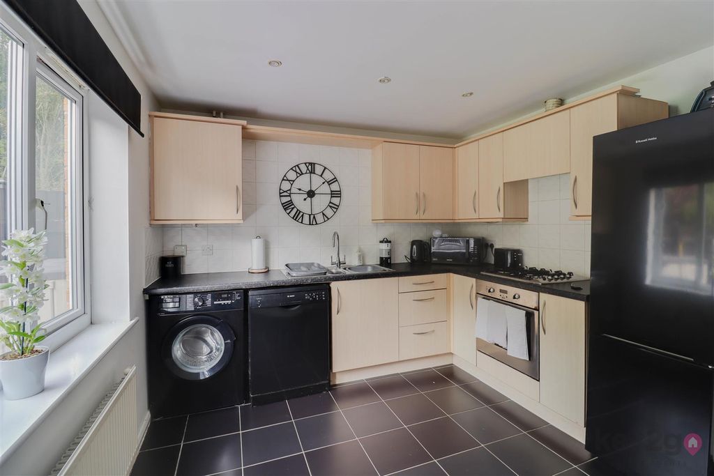 Property photo 3 of 22 Img_9619-Img_9621.Jpg