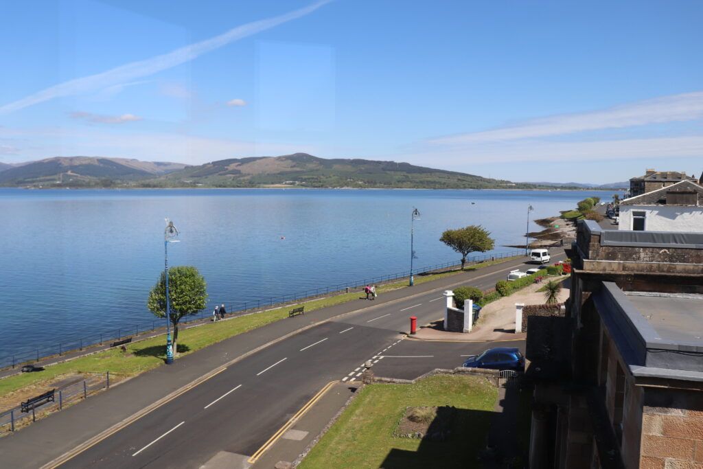 Property photo 3 of 19