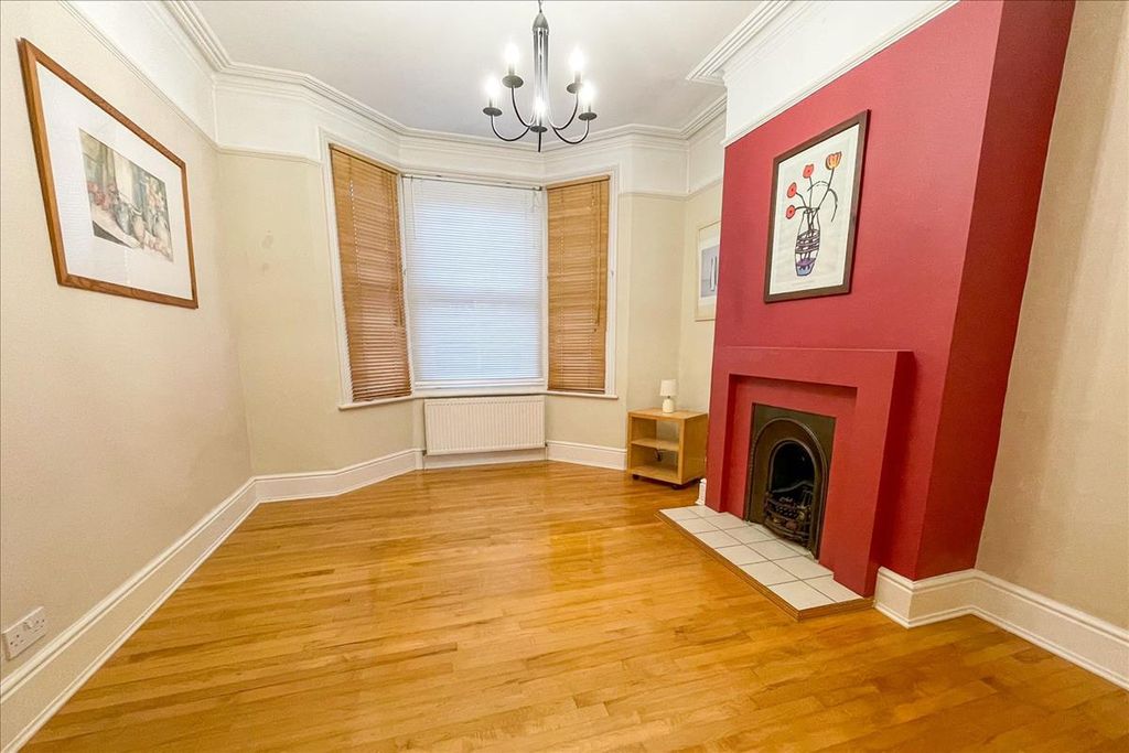 Property photo 3 of 19