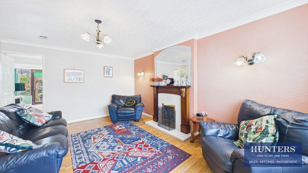 Property photo 2 of 18 Living Room