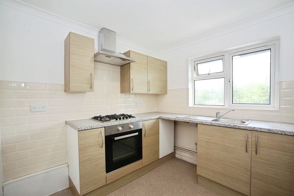 Additional image 4 of 2 bed flat for saleTreharne Flats, Rhydyfelin, Pontypridd CF37