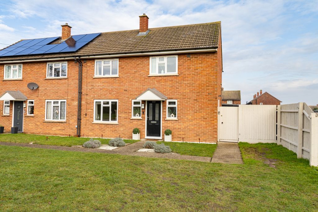 Property photo 1 of 32 4302541